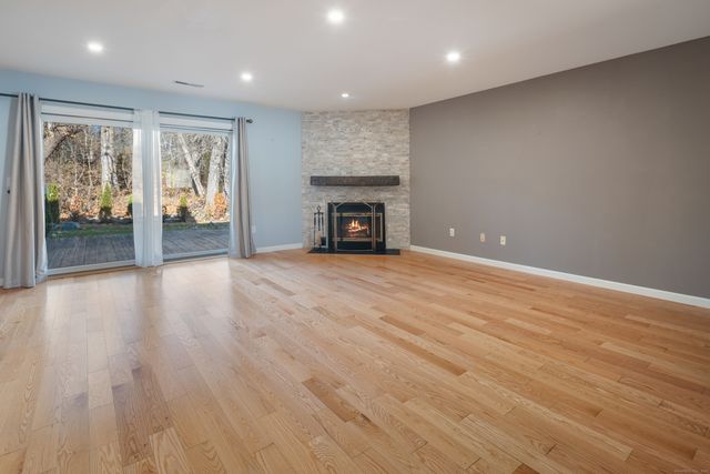 123 Old Belden Hill Road APT 15, Norwalk, CT 06850