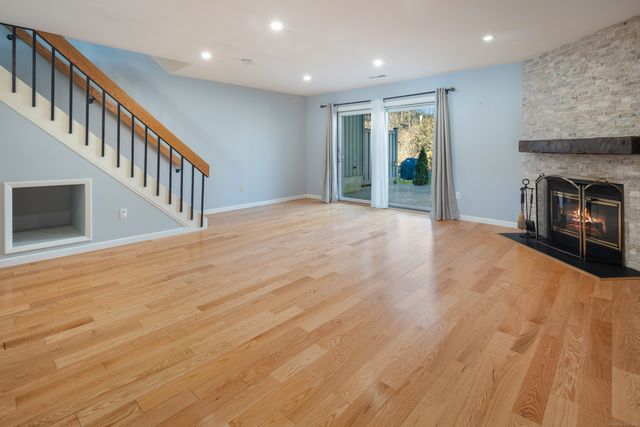 123 Old Belden Hill Road APT 15, Norwalk, CT 06850