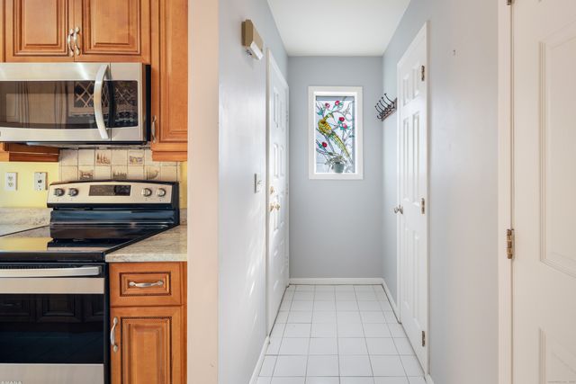 123 Old Belden Hill Road APT 15, Norwalk, CT 06850