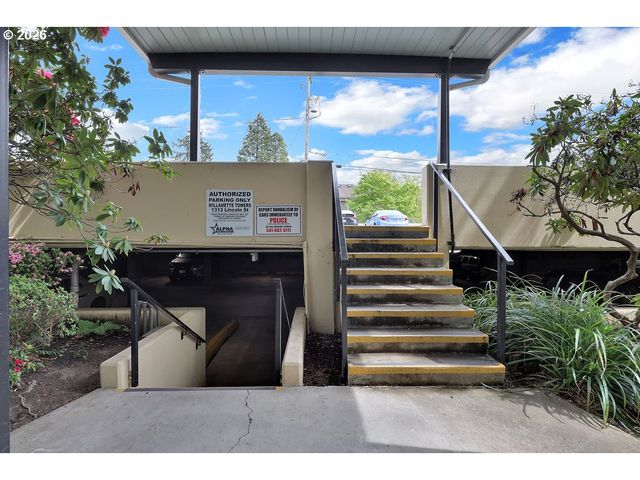 1313 LINCOLN St 508, Eugene, OR 97401