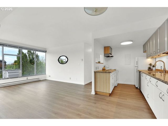 1313 LINCOLN St 508, Eugene, OR 97401