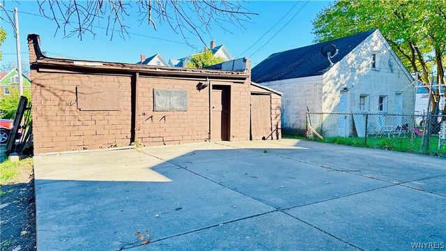 429 18th Street, Niagara Falls, NY 14303