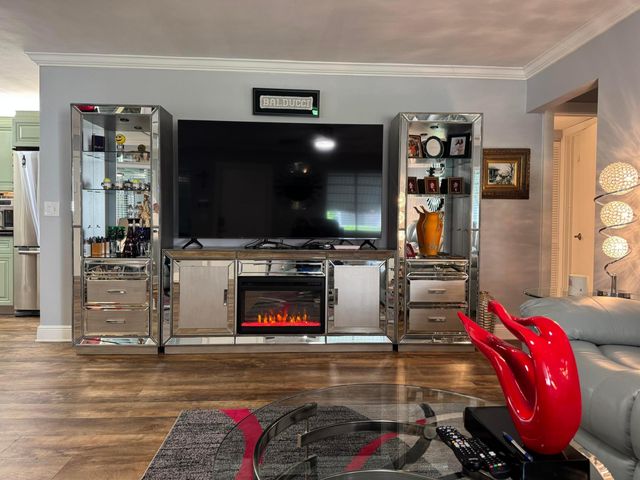 5817 La Pinata Boulevard B-1, Greenacres, FL 33463