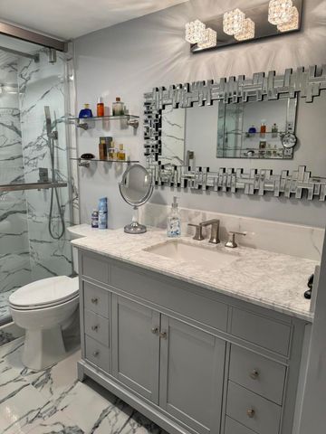 5817 La Pinata Boulevard B-1, Greenacres, FL 33463