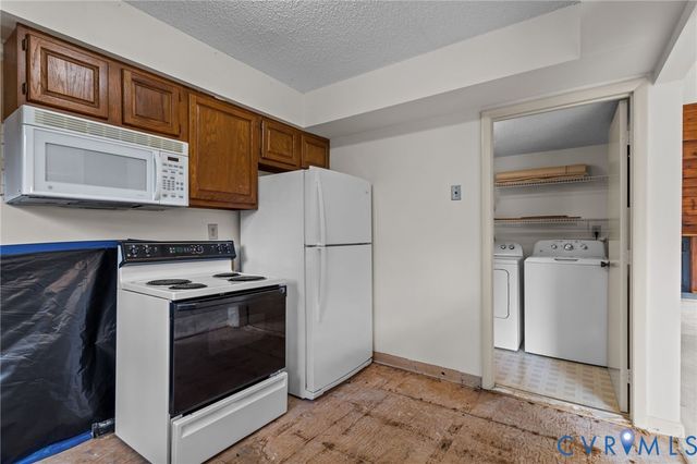 2008 Boulder Run Dr, Henrico, VA 23238