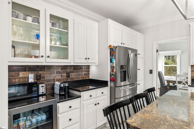 7 Crosswinds Way, Greer, SC 29650