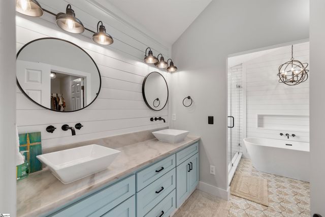 7 Crosswinds Way, Greer, SC 29650