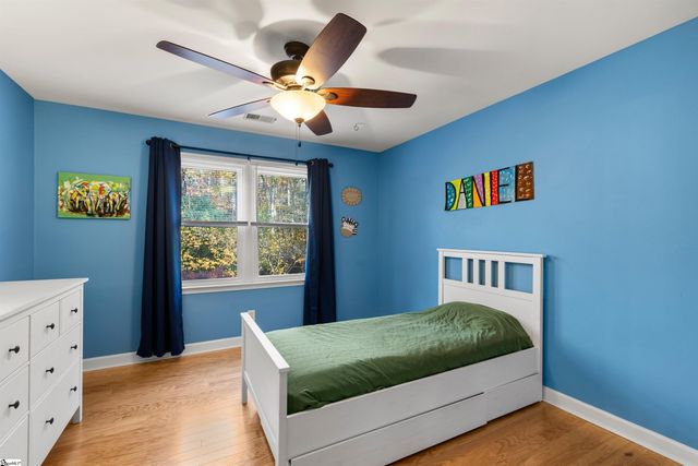 7 Crosswinds Way, Greer, SC 29650