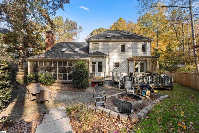 7 Crosswinds Way, Greer, SC 29650