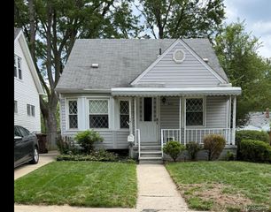 4437 Washington Street, Wayne, MI 48184