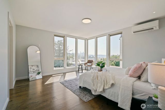 2337 W Plymouth Street, Seattle, WA 98199