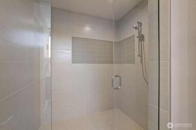 2337 W Plymouth Street, Seattle, WA 98199