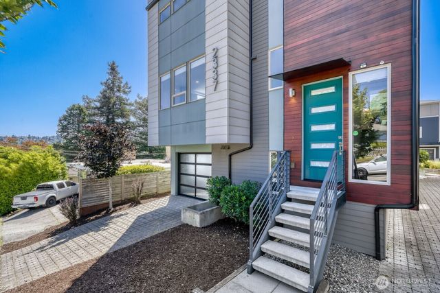 2337 W Plymouth Street, Seattle, WA 98199
