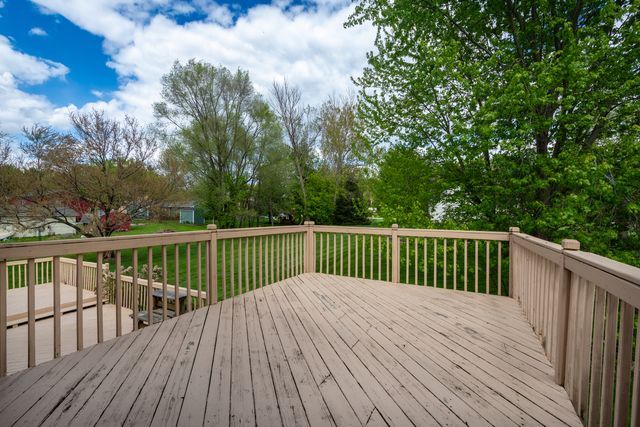 36851 N Kerwin Lane, Ingleside, IL 60041