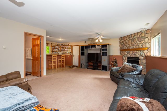 36851 N Kerwin Lane, Ingleside, IL 60041