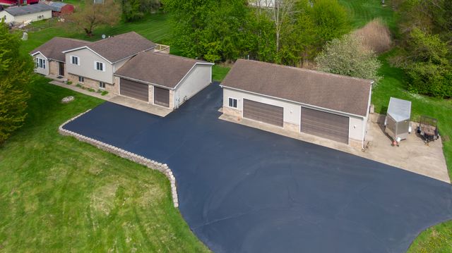 36851 N Kerwin Lane, Ingleside, IL 60041