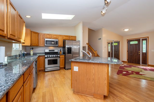 36851 N Kerwin Lane, Ingleside, IL 60041