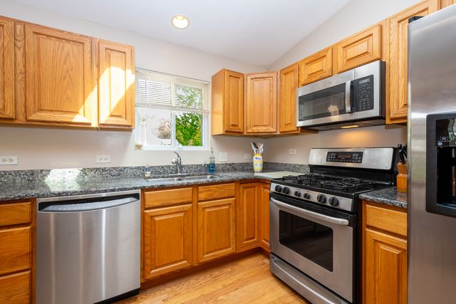 36851 N Kerwin Lane, Ingleside, IL 60041
