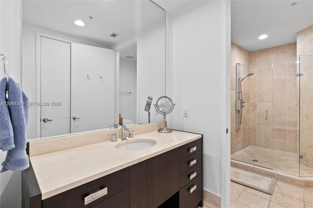 18201 Collins Ave 3702, Sunny Isles Beach, FL 33160