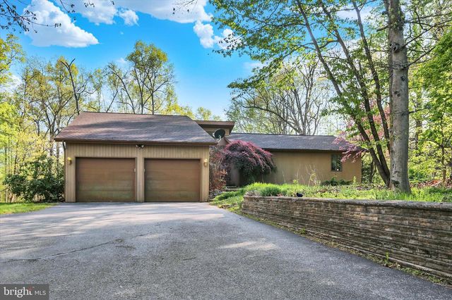 723 RIDGE RD, Lewisberry, PA 17339