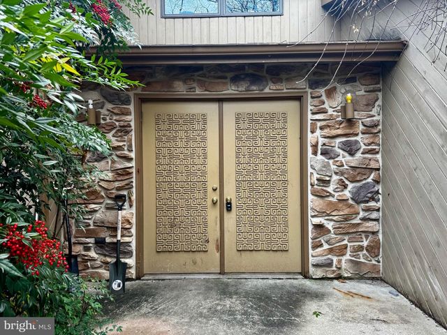 723 RIDGE RD, Lewisberry, PA 17339