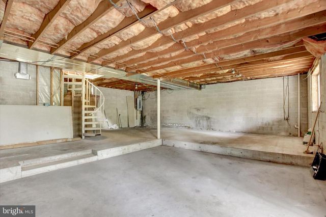 723 RIDGE RD, Lewisberry, PA 17339