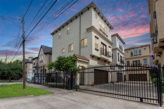 1426 W 21st Street A, Houston, TX 77008