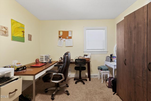 502 Crestview Avenue SW, Wilson, NC 27893