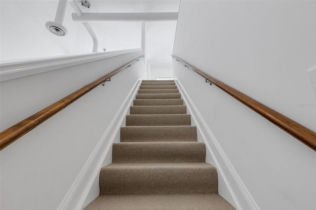 1990 MAIN STREET 4, Sarasota, FL 34236