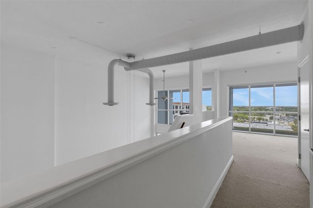 1990 MAIN STREET 4, Sarasota, FL 34236