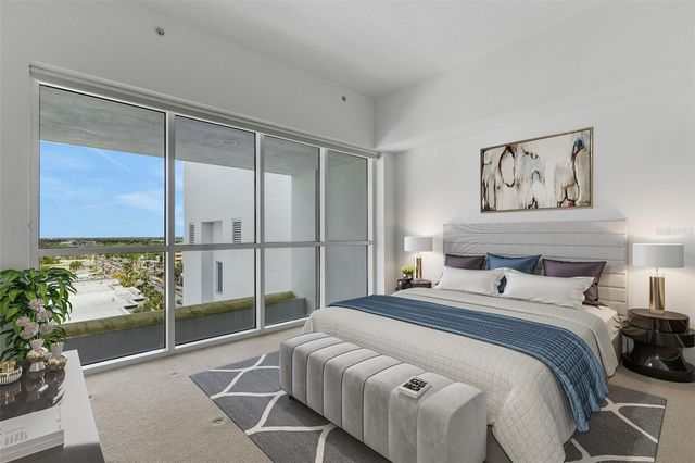 1990 MAIN STREET 4, Sarasota, FL 34236