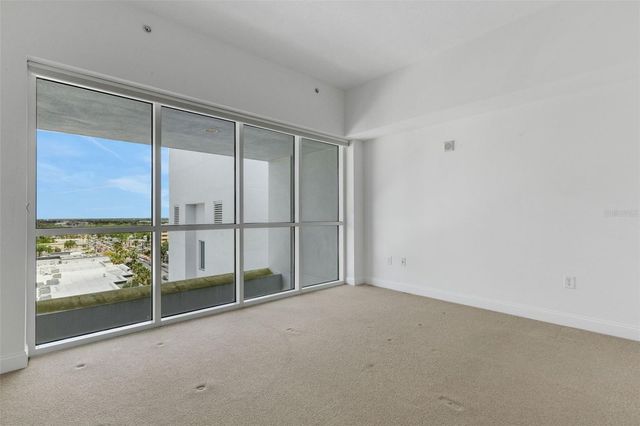 1990 MAIN STREET 4, Sarasota, FL 34236