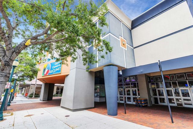 1990 MAIN STREET 4, Sarasota, FL 34236