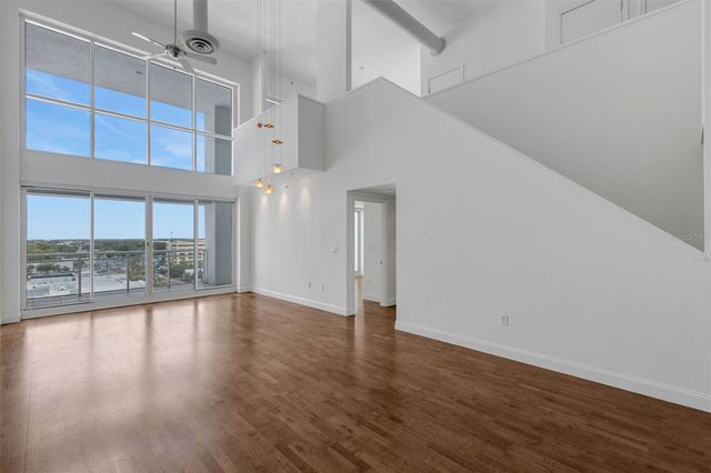 1990 MAIN STREET 4, Sarasota, FL 34236