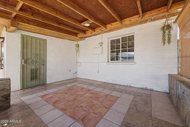 2045 W CHOLLA Street, Phoenix, AZ 85029