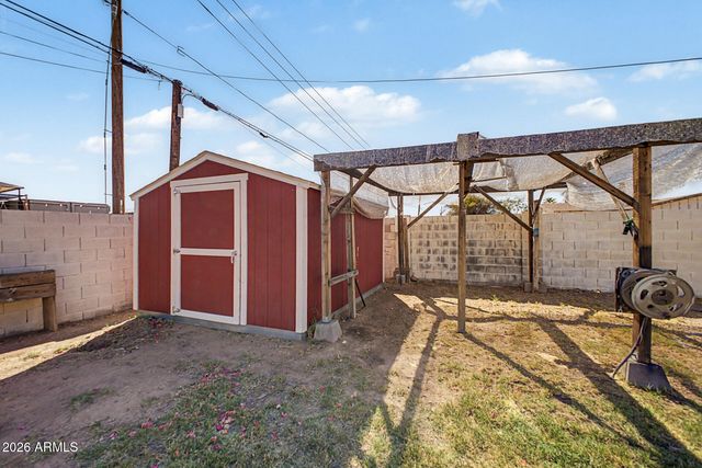 2045 W CHOLLA Street, Phoenix, AZ 85029
