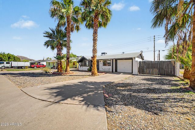 2045 W CHOLLA Street, Phoenix, AZ 85029