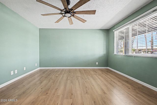 2045 W CHOLLA Street, Phoenix, AZ 85029