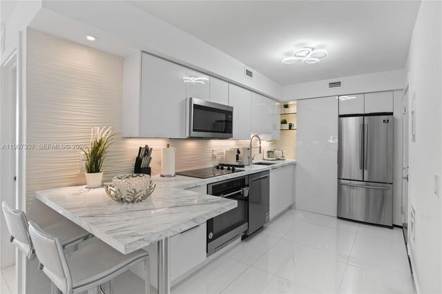 6770 Indian Creek Dr 5M, Miami Beach, FL 33141