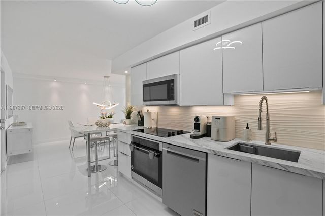 6770 Indian Creek Dr 5M, Miami Beach, FL 33141