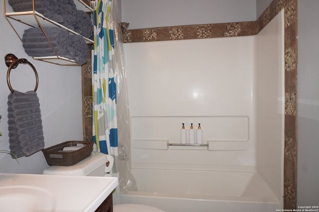 3632 Candlehill, San Antonio, TX 78244