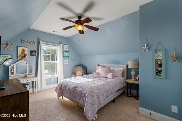 378 Aster Place, Hampstead, NC 28443