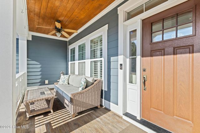 378 Aster Place, Hampstead, NC 28443