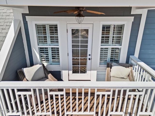 378 Aster Place, Hampstead, NC 28443