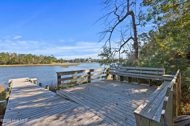 378 Aster Place, Hampstead, NC 28443