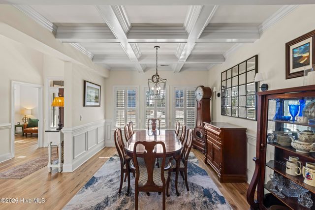 378 Aster Place, Hampstead, NC 28443