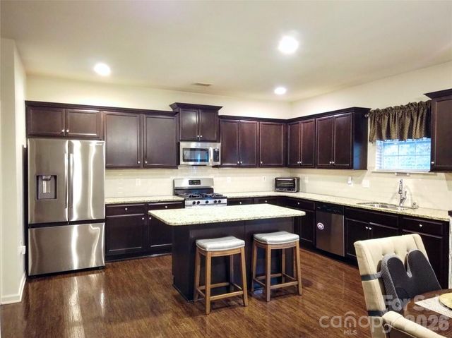 113 Meadow Stream Drive, Mount Holly, NC 28120
