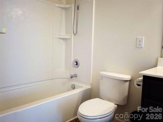 113 Meadow Stream Drive, Mount Holly, NC 28120