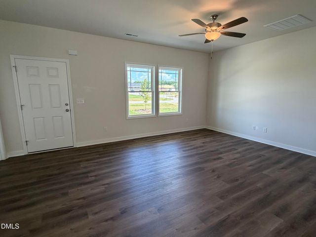 542 Barbour's Place Drive, Four Oaks, NC 27524