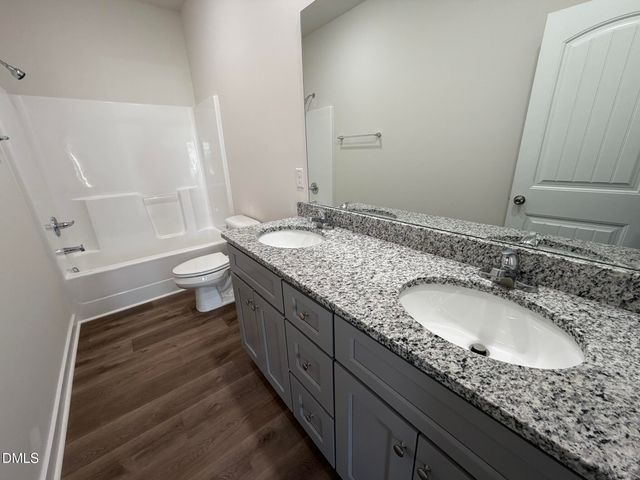 542 Barbour's Place Drive, Four Oaks, NC 27524